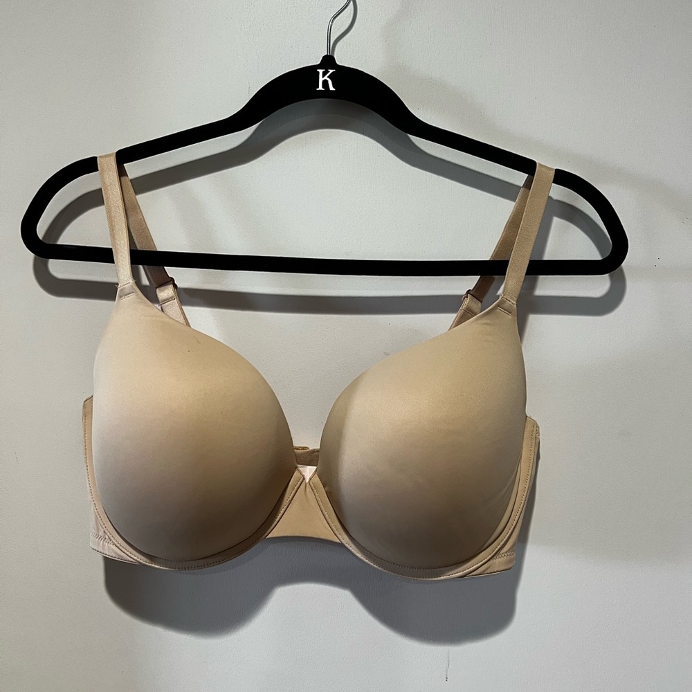 PINK Victoria's Secret Nude Bra